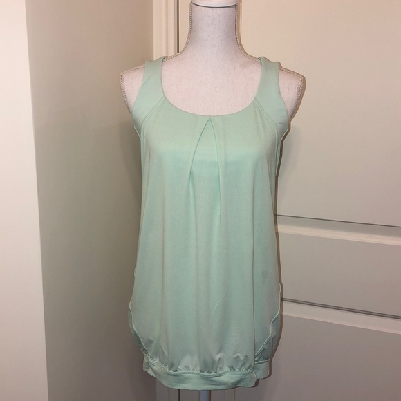 Lululemon Top - Picture 1 of 3